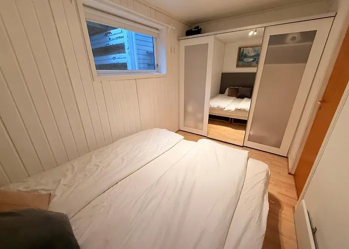 Live The History In Bergens Heart - Unique