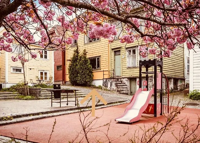 Live The History In Bergens Heart - Unique Feriehus *