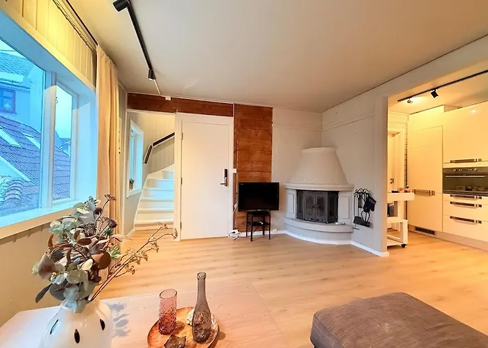 Live The History In Bergens Heart - Unique * Bergen