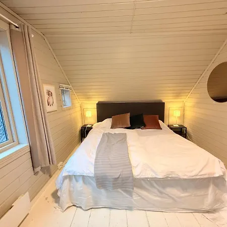 Live The History In Bergens Heart - Unique Feriehus Bergen