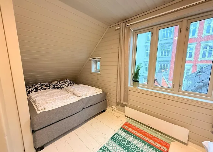 Live The History In Bergens Heart - Unique 베르겐